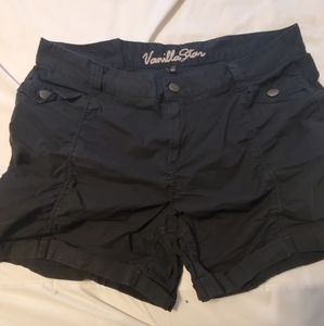 Womens Shorts 22